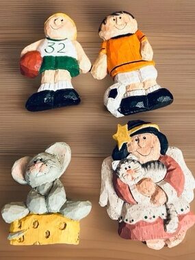 4- Midwest of Cannon Falls Eddie Walker Soccer Mouse Angel Basketball Magnets